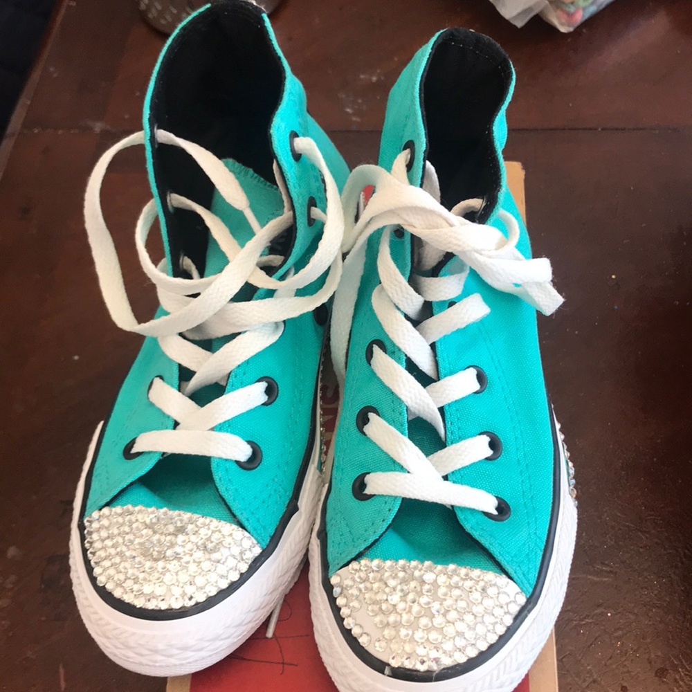 Girls converse  all star sneakers